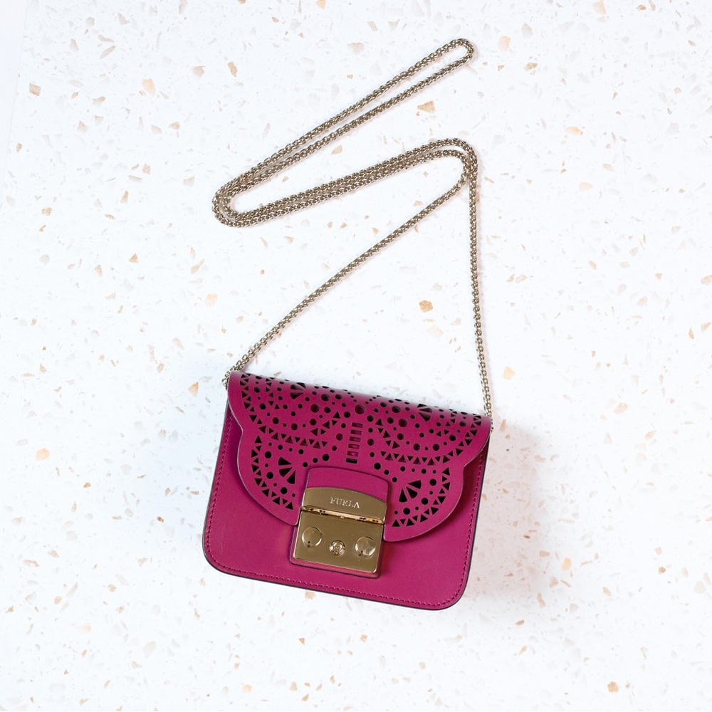 Furla Pink Metropolis Crossbody Butterfly Bag With Chain Strap‎ Limited Edition